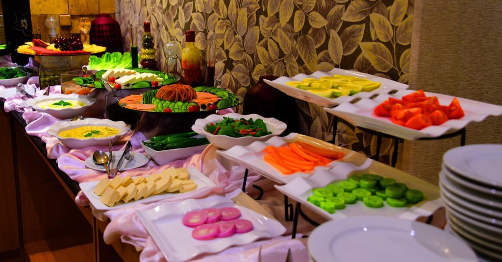 Ramada & By Wyndham Al Qassim Hotel