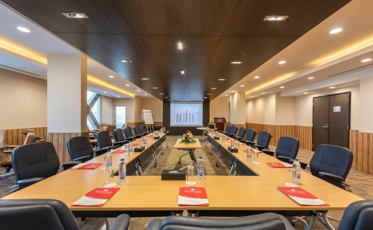 Ramada & By Wyndham Al Qassim Hotel 5*